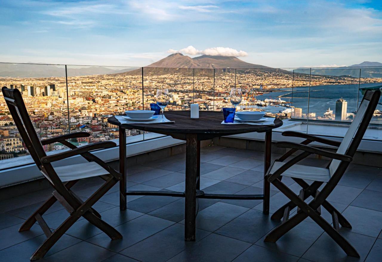 Terrazza Manu - Loft Suspended Over The City-Vomero Неаполь Экстерьер фото
