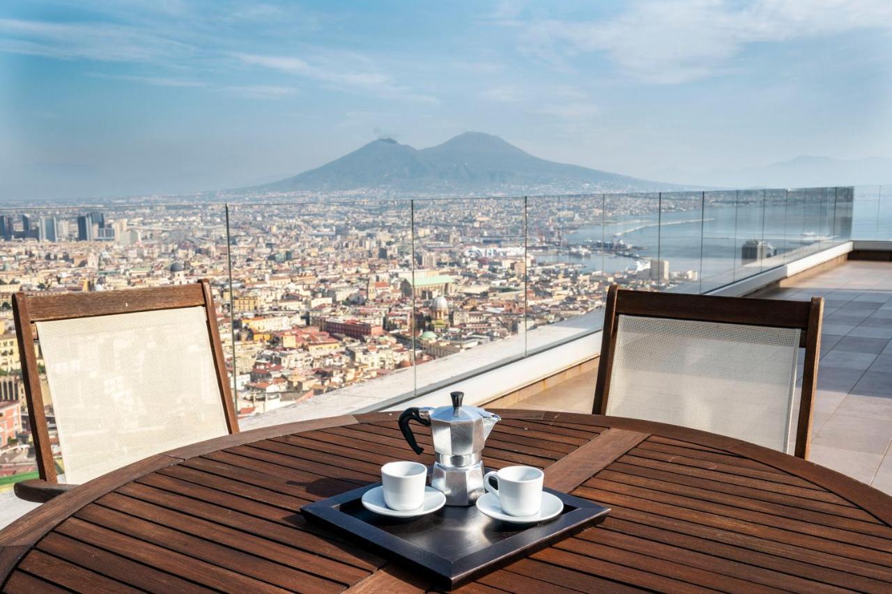Terrazza Manu - Loft Suspended Over The City-Vomero Неаполь Экстерьер фото