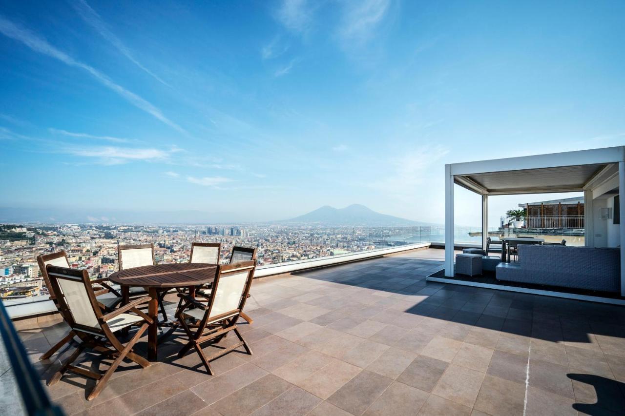 Terrazza Manu - Loft Suspended Over The City-Vomero Неаполь Экстерьер фото